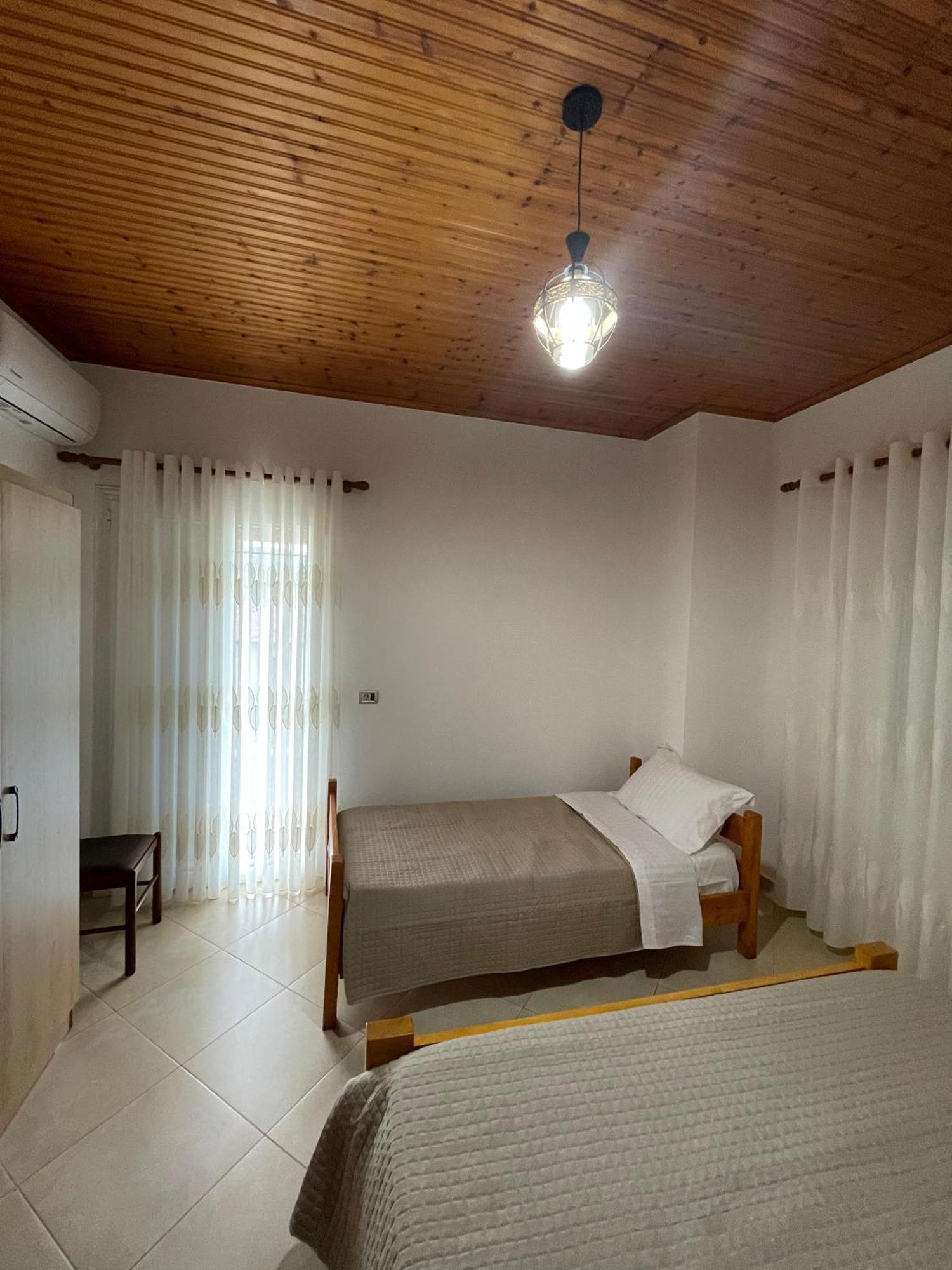 Rent Sakolli Berat